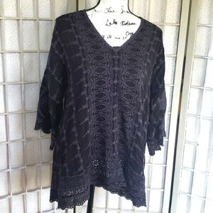 Johnny Was black and gray embroidery 3/4 sleeves v-neck tunic top S